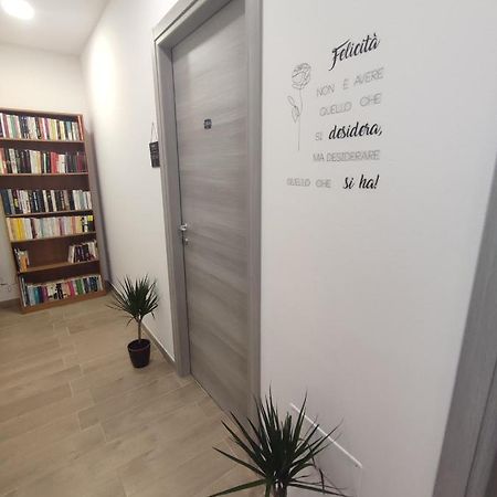 A Casa Di Lina Hotel Olbia Exterior photo