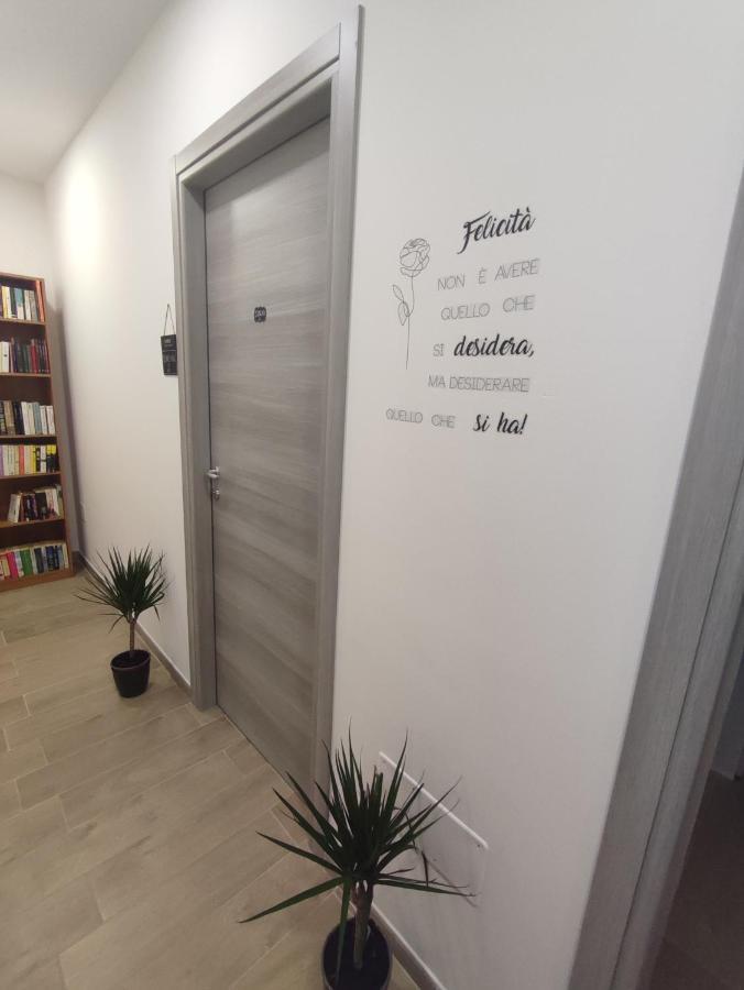 A Casa Di Lina Hotel Olbia Exterior photo